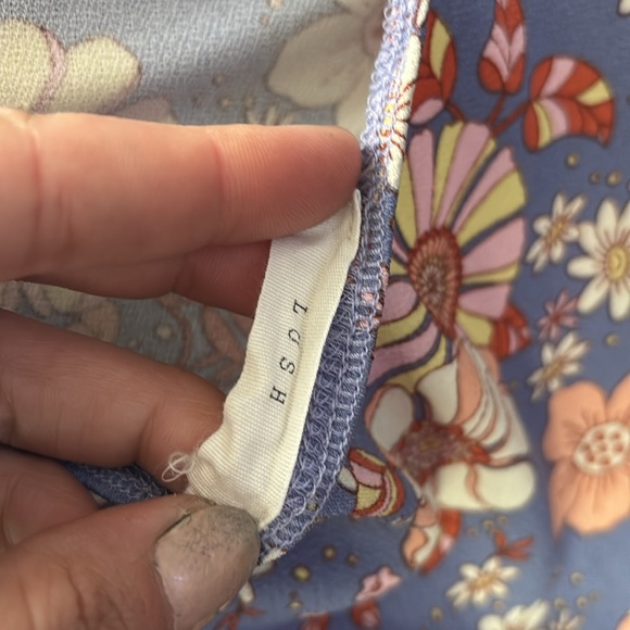 Lush Medium Sized Bodysuit with crossbody open back - Picture 3 of 6